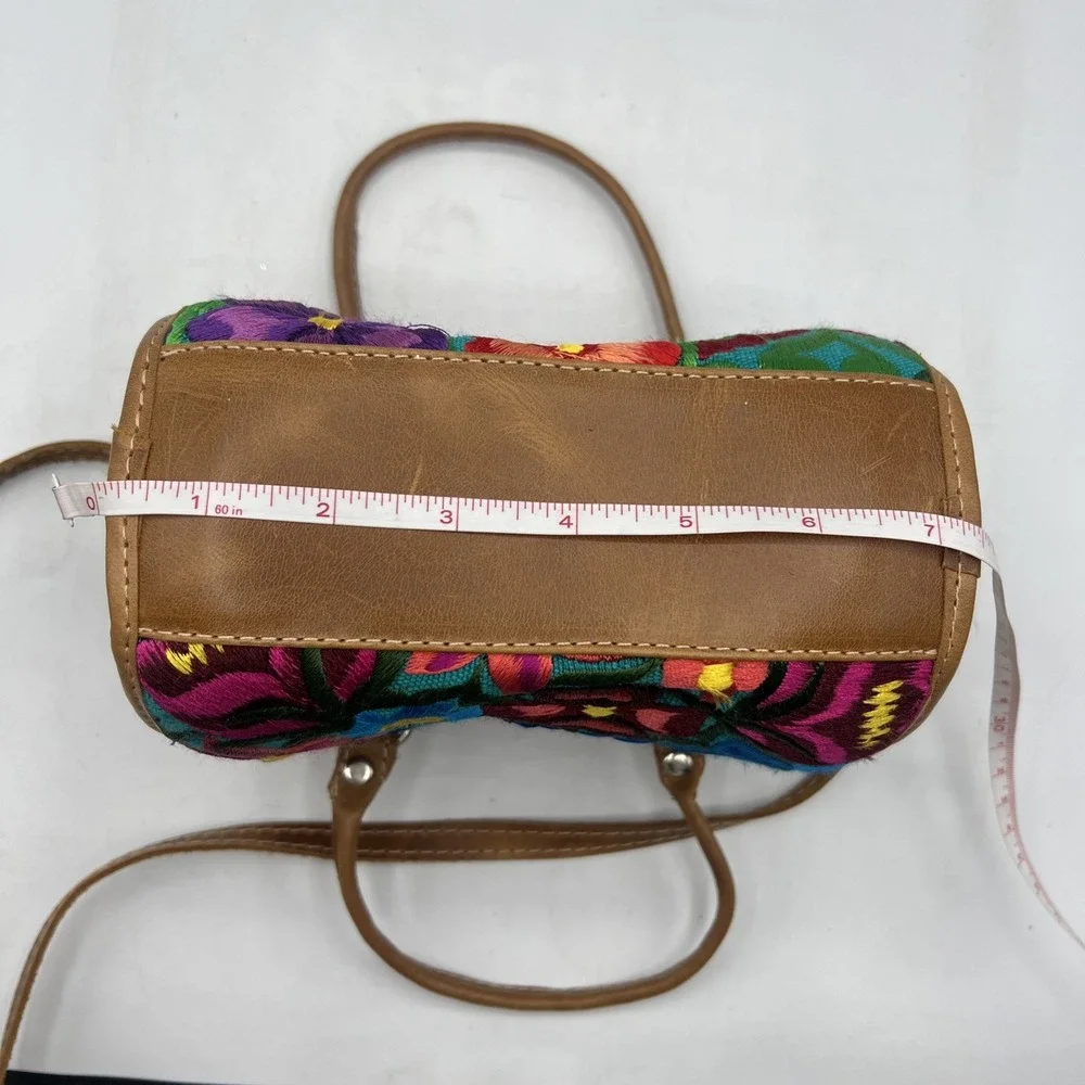 Handmade Embroidered Floral Guatemala Leather Purse Handbag‎